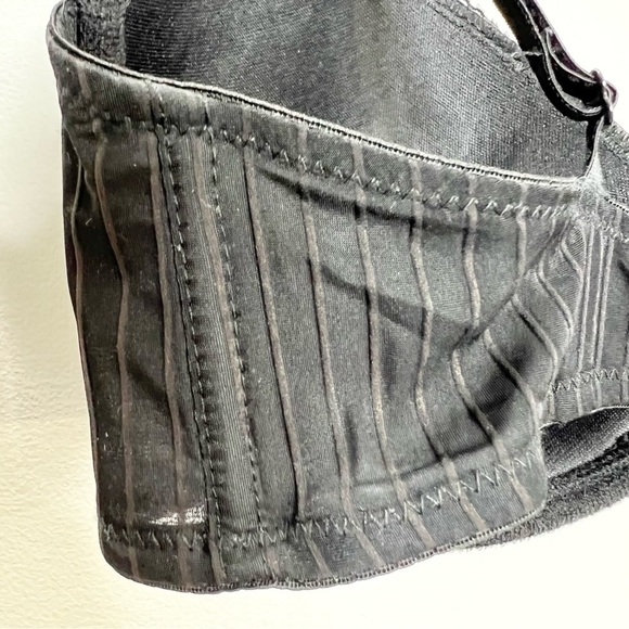 Aureole Lingerie France black pinstripe  and lace underwire bra 36C - Picture 9 of 14